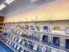 -无奔眼镜·蔡司·依视路授权店(马家堡店)