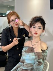 -小乐化妆美甲半永久培训学校