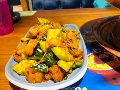 -觅山云南菜(泊富ICITY店)