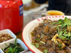 -鲁南仔·滕州炒鸡(经三路店)