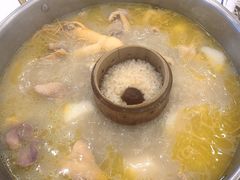 -朴小妹人参鸡汤火锅(长白山万达店)