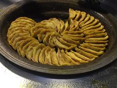 -老新隆牛肉锅贴(新街口店)