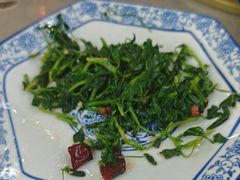 -壹阁胡羊焖饼(特色小吃街店)