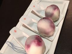 蓝莓雪媚娘-广州文华东方酒店·江-由辉师傅主理