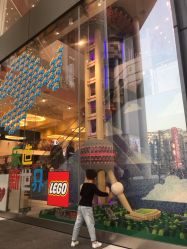 -乐高品牌旗舰店(人民广场店)