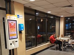 -麦当劳(军博店)