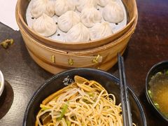 鲜肉小笼-大龙汤包