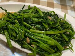 -新大咀港式茶餐厅(宝山万达店)