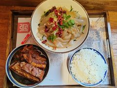 张飞扒肉-張飛扒肉•四代传承(中央大街店)