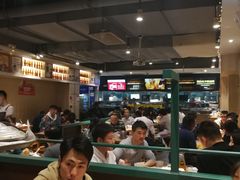 大堂-木屋烧烤(岗顶二店)