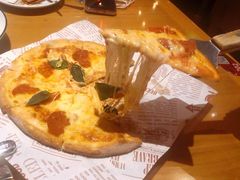洛奇榴莲披萨-MR.ROCKY洛奇先生RESTAURANT&BAR(宝安壹方城店)