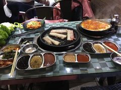 -韩红石板肉(范西路店)