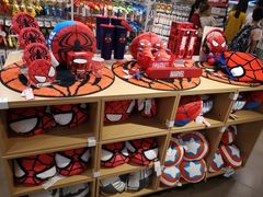-名创优品(机场路百信广场店)