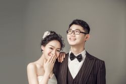 -上花轿婚纱摄影