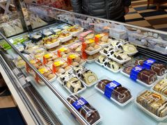 -85度C(生甜甜圈研究工坊·上海局门店)