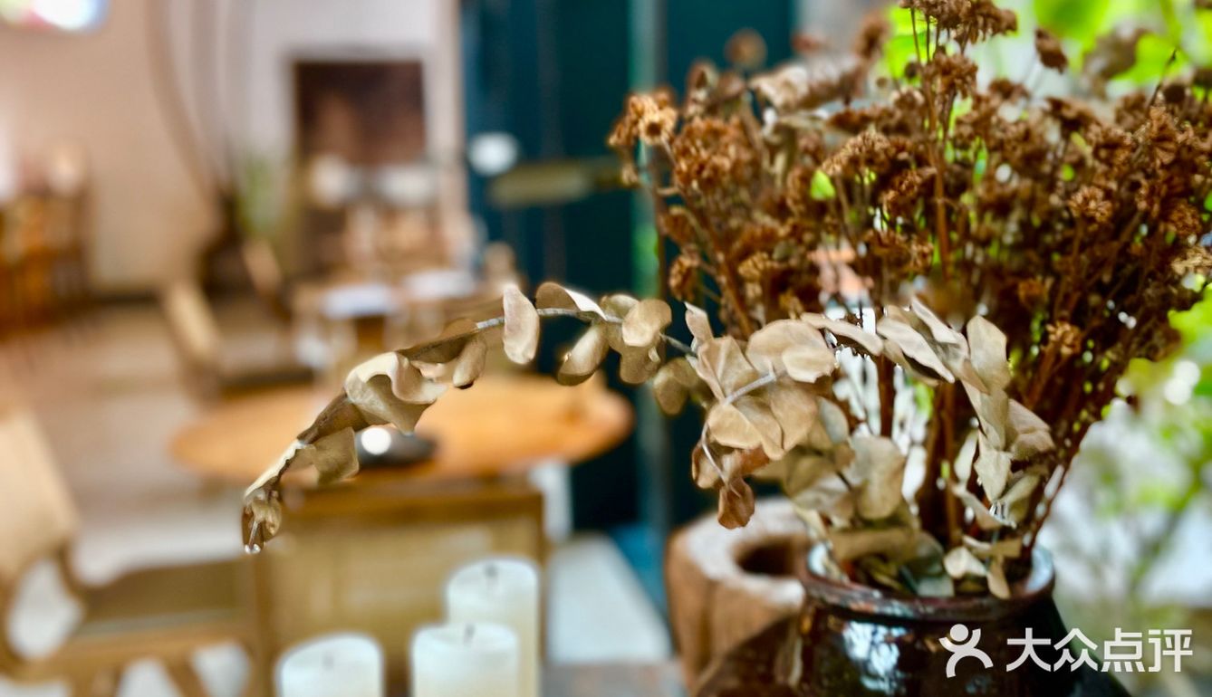 小坐一会儿～喝一杯蔓越莓蜜桃汽泡水