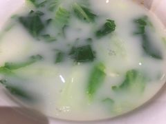 小白菜豆腐汤-老滇山寨•云南特色菜•地方菜•民族风情歌舞表演(金碧店)