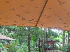 -二荆条·蜀鲜汇城市森林火锅