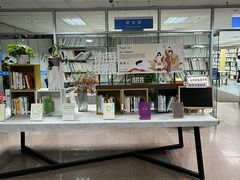 -南山图书馆(常兴路店)