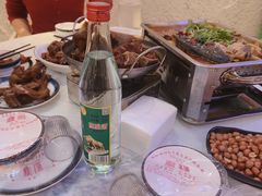 -鲁员外地锅鸡地锅鱼(古墩路店)