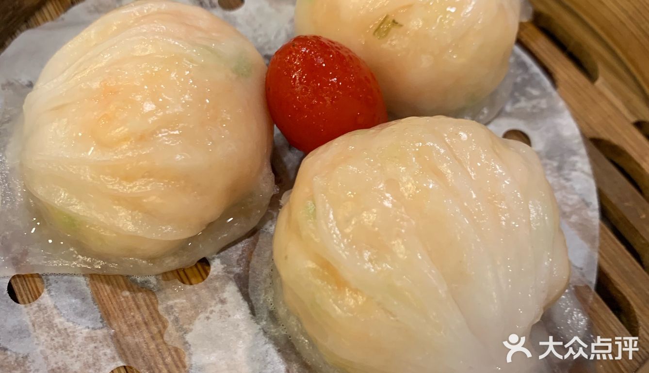朋友约聚餐，五点半去拿位就开始排队了，太受欢迎