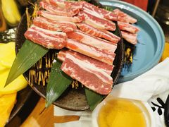 -草家酱蟹炭火烤肉店(珲春南路一店)