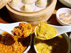 -裕兴记•蟹黄面馆(人民广场店)