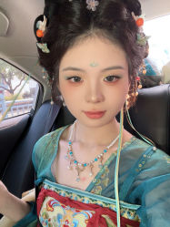 -一揽芳华汉服旗袍体验馆(拙政园店)