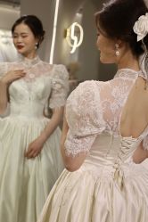 -艾米丽婚纱礼服