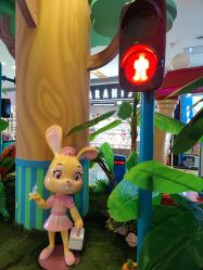 -纽西卡汽车小镇(大悦城店)