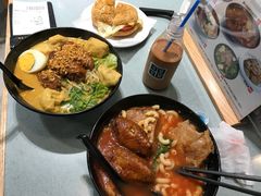 番茄浓汤鸡翅猪扒通粉-华嫂冰室(尖沙咀店)