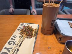 -路边羊烧烤酒场(宝带路店)