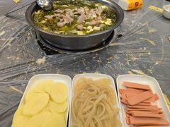 -韩妹鱼庄·泸定老字号(泸定店)