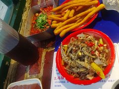 -马路边边串串香(苗栗路店)