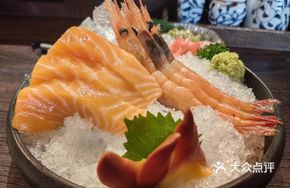 Three-Dish Platter