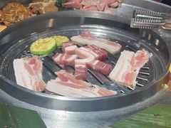 -哈哈碳都·牛肋条无限自助烤肉(宝龙店)