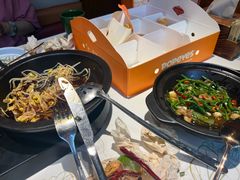 -云海肴·汽锅鸡·云南菜(天山百盛优客店)