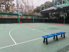 -曲阳公园篮球场·梦巨体育(虹口店)