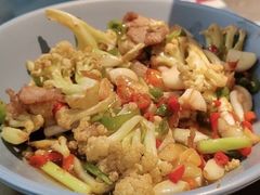 -伍先森精品汉餐(军垦路店)
