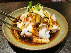 羊毛工镇凉皮-丝路金桃·新疆菜(徐汇店)