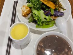 -感恩心素食馆(百世广场店)