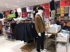 -优衣库(重庆星光时代广场店)