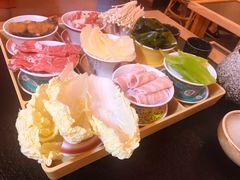 -绣园苏式火锅·开创者·腌笃鲜(大洋百货店)