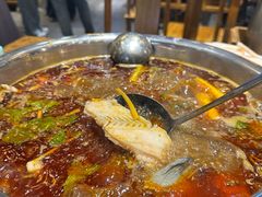 -肖肖酸萝卜鱼火锅(总店)