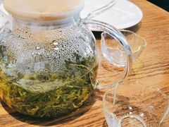 福鼎老白茶-曼乐辰餐厅(中庚漫游城店)