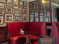 -上海和平饭店维克多咖啡厅 Victor's