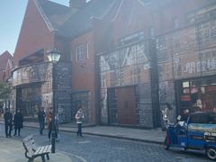 -钟书阁(松江泰晤士小镇店)