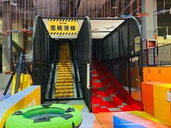 -嗨翻Hi-Fun竞技主题乐园·蹦床亲子生日轰趴(国光1937店)