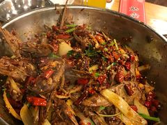 爆辣干锅鸭头-安诚居干锅鸭头(八角店)