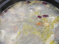 -濠轩阁特色生蚝火锅(水湾路店)